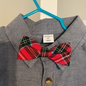 NWT Old Navy, Toddler button up (size: 4T)